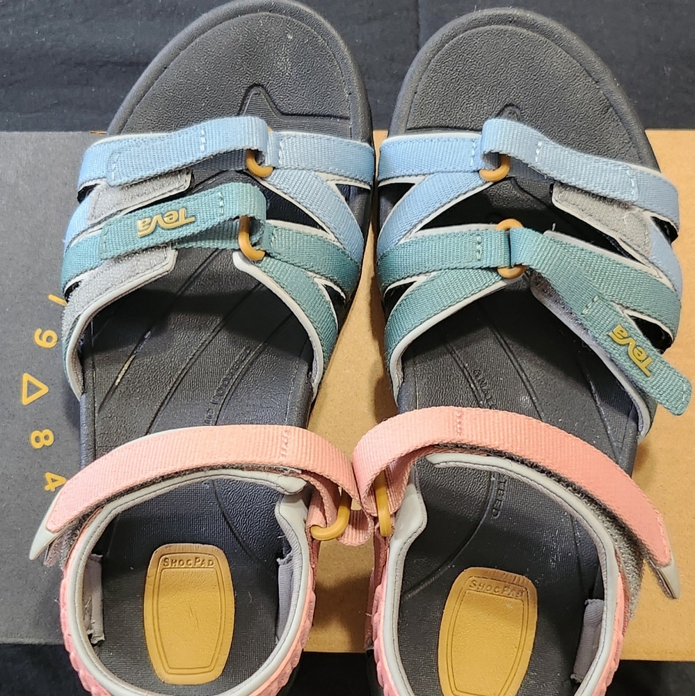 TEVA Women Multi-color Sandal. Size  81/2.